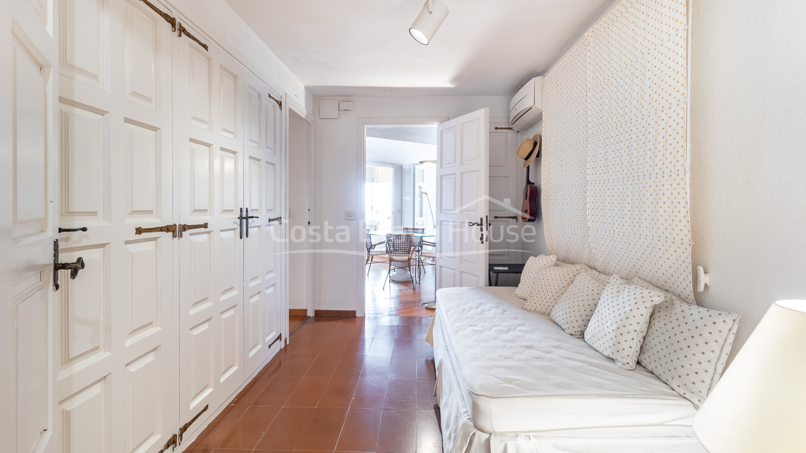 Apartamento en venta en cap sa sal begur vistas al mar