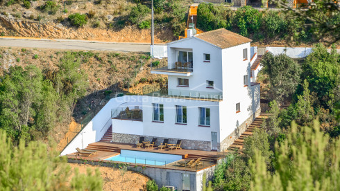 Villa vistas mar Begur Aiguablava licencia turística