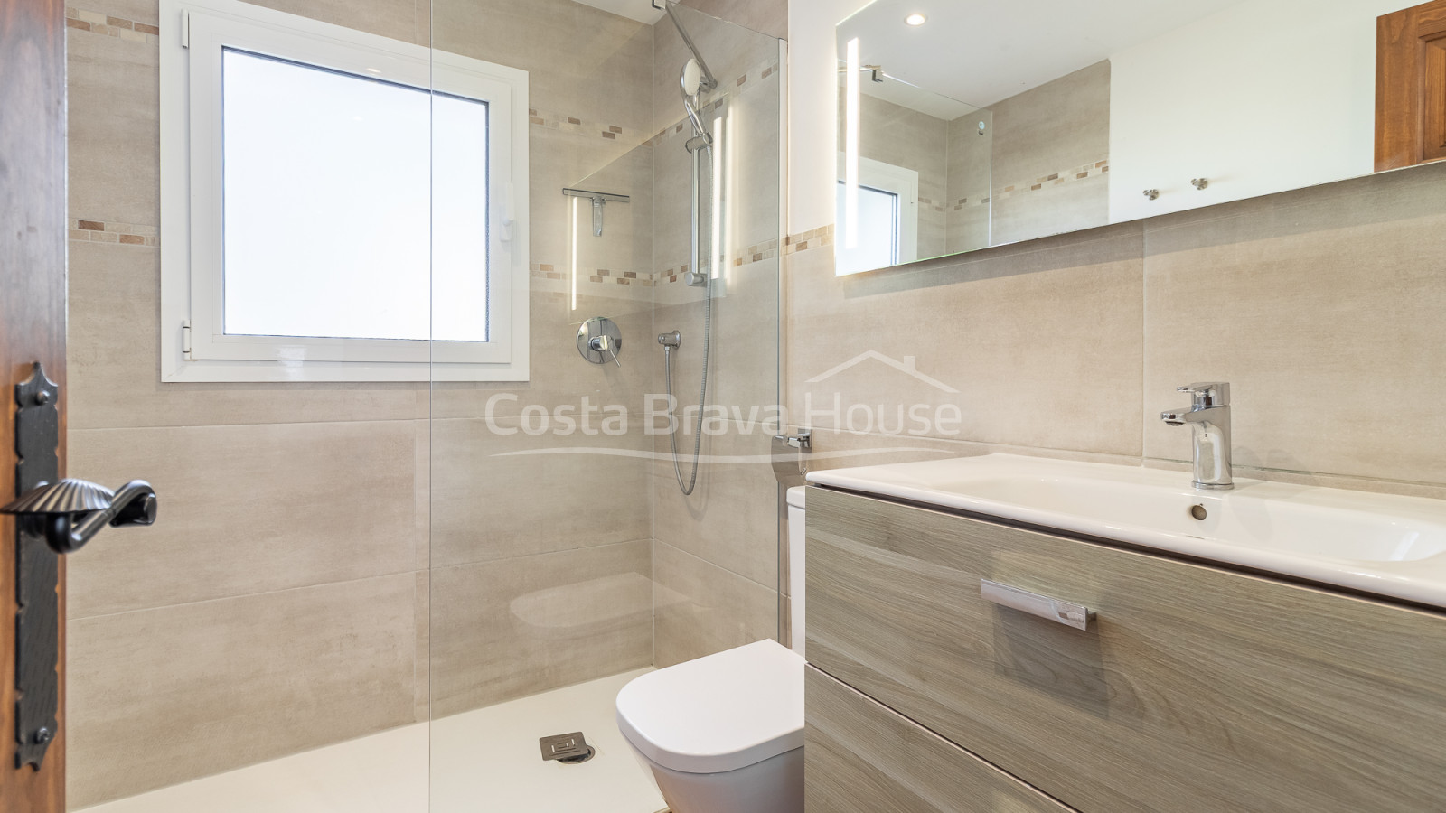 Villa vistas mar Begur Aiguablava licencia turística