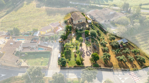 mas à vendre à Esclanyà Begur avec jardin et appartement