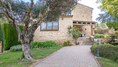mas à vendre à Esclanyà Begur avec jardin et appartement