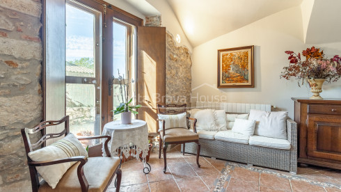 mas à vendre à Esclanyà Begur avec jardin et appartement