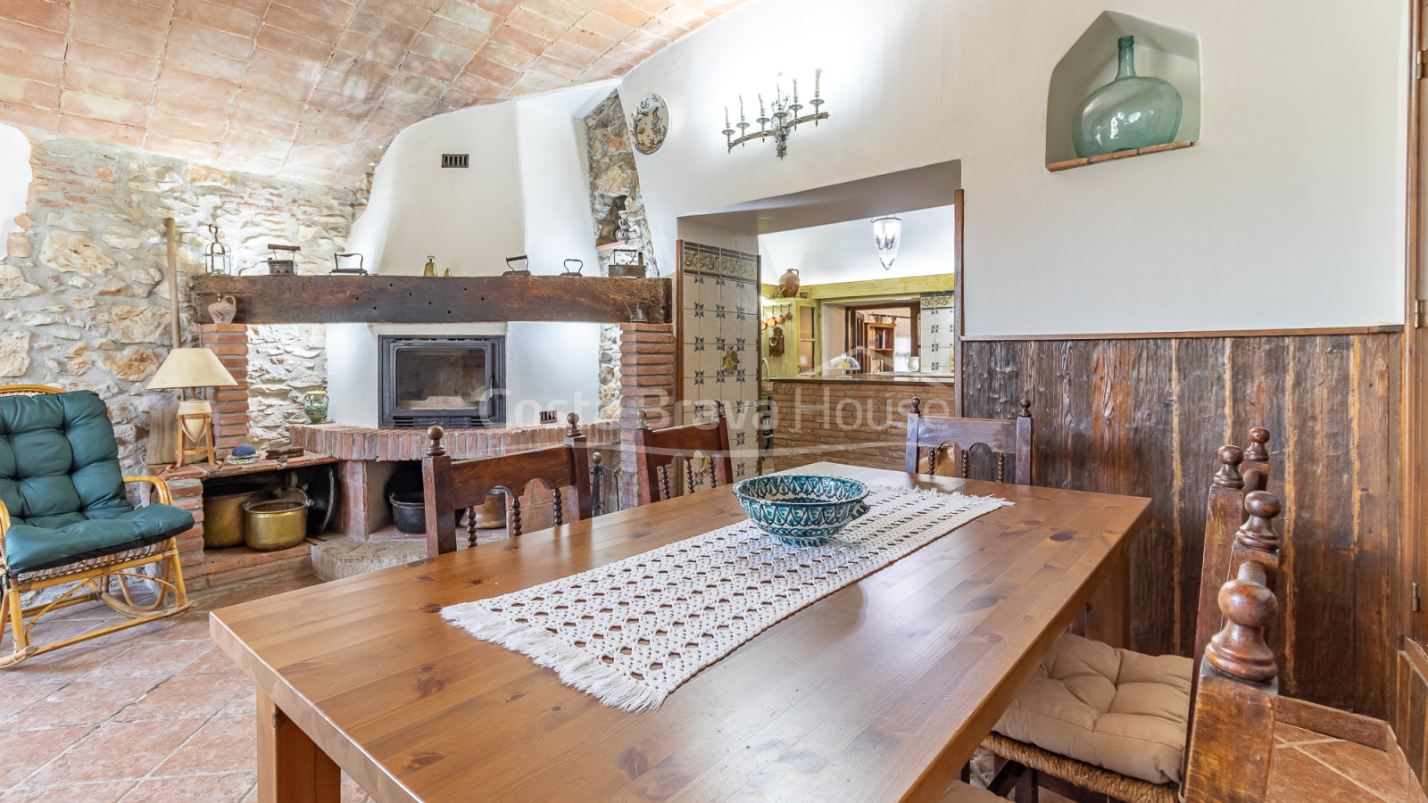 masía en venta en Esclanyà Begur con jardín y apartamento