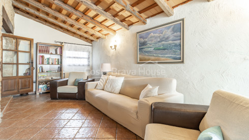 mas à vendre à Esclanyà Begur avec jardin et appartement