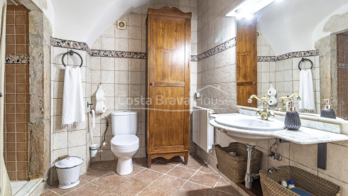 mas à vendre à Esclanyà Begur avec jardin et appartement