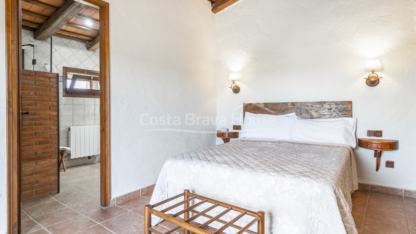 masía en venta en Esclanyà Begur con jardín y apartamento