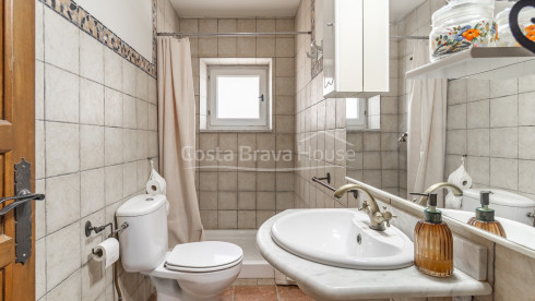 mas à vendre à Esclanyà Begur avec jardin et appartement