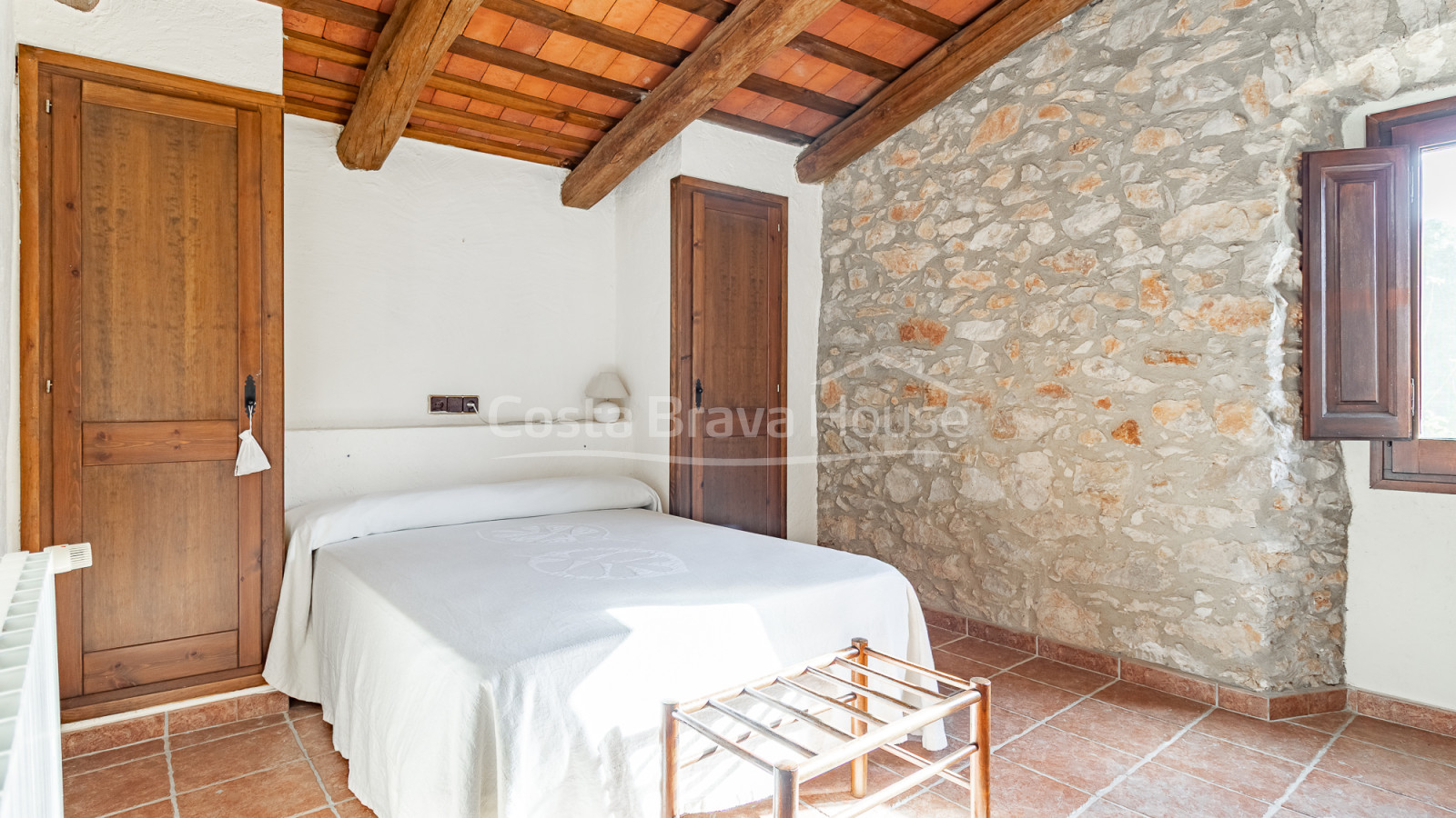 mas à vendre à Esclanyà Begur avec jardin et appartement