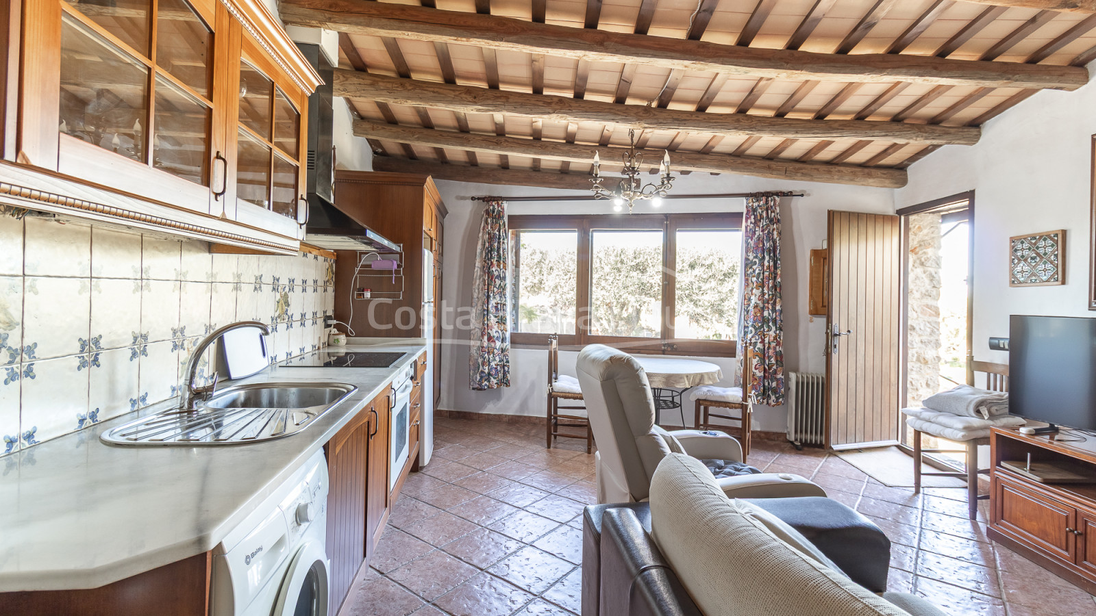 masía en venta en Esclanyà Begur con jardín y apartamento