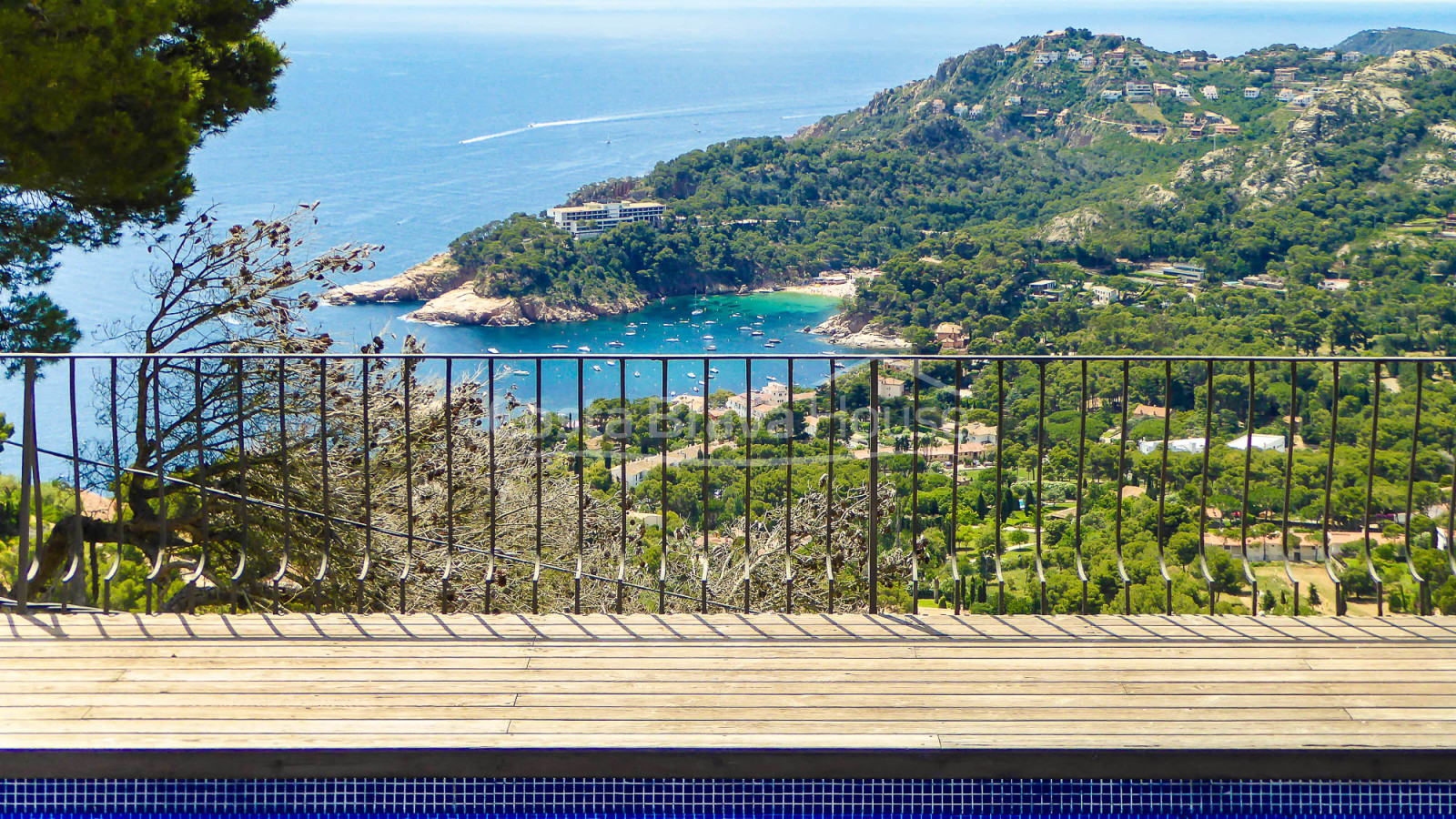 Casa de luxe amb vistes al mar i piscina en venda a Aiguablava, Begur