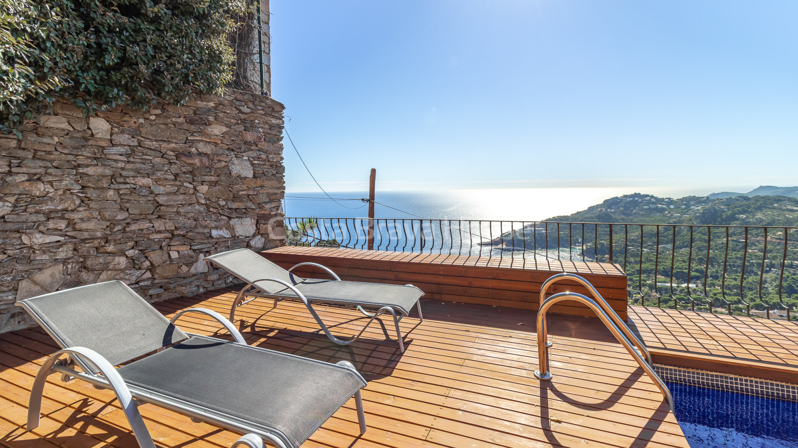 Casa de luxe amb vistes al mar i piscina en venda a Aiguablava, Begur
