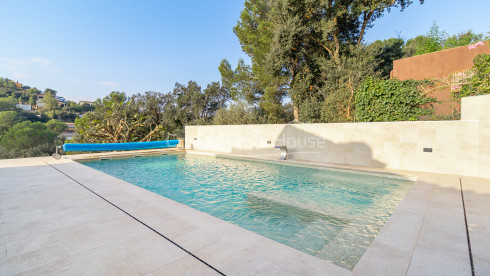 Maison avec piscine chauffée et jardin à Begur Résidentiel