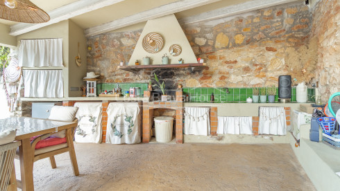 Maison avec piscine chauffée et jardin à Begur Résidentiel