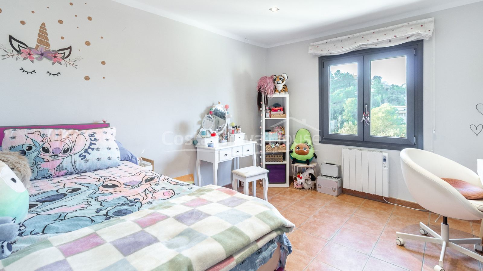 Huis met verwarmd zwembad en tuin in Residencial Begur