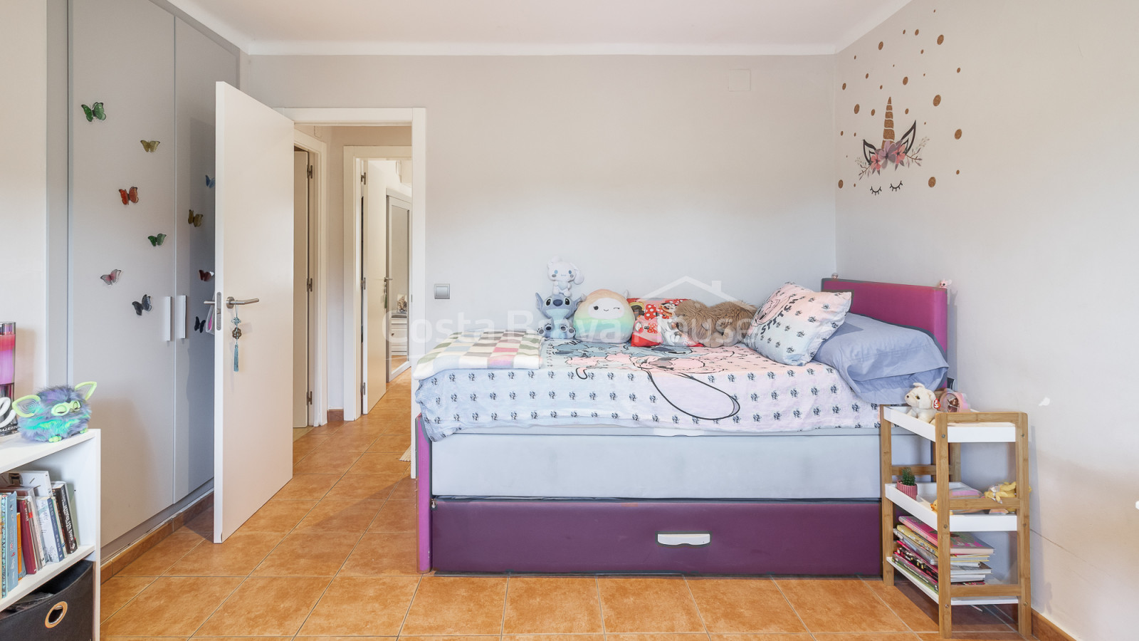 Huis met verwarmd zwembad en tuin in Residencial Begur