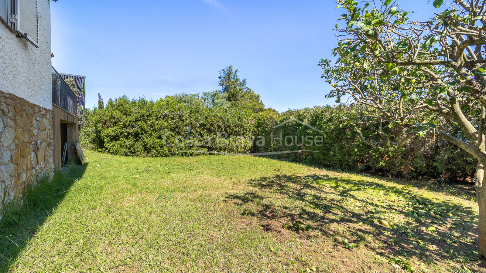 mediterranean house with sea views for sale in Begur Sa Tuna