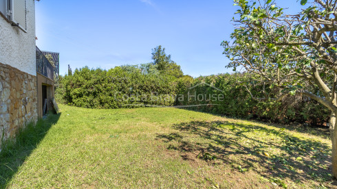 mediterranean house with sea views for sale in Begur Sa Tuna