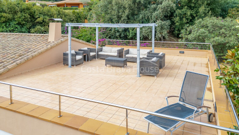 Casa mediterrània amb piscina i vistes al mar a Aiguablava Begur