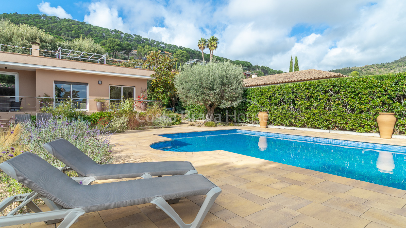 Mediterranean house with pool and sea views in Aiguablava Begur