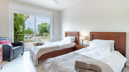 Casa mediterrània amb piscina i vistes al mar a Aiguablava Begur