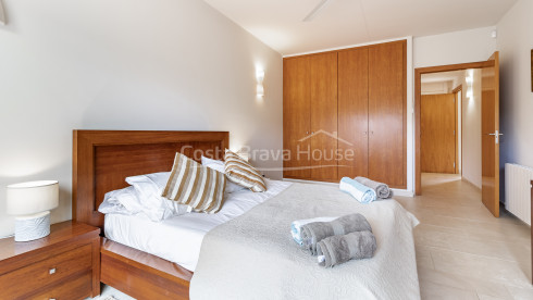 Casa mediterrània amb piscina i vistes al mar a Aiguablava Begur