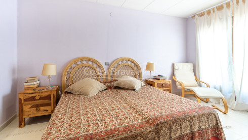 Maison à vendre à Mas Tomasi avec vues dégagées, grandes terrasses et proximité de Pals et des plages