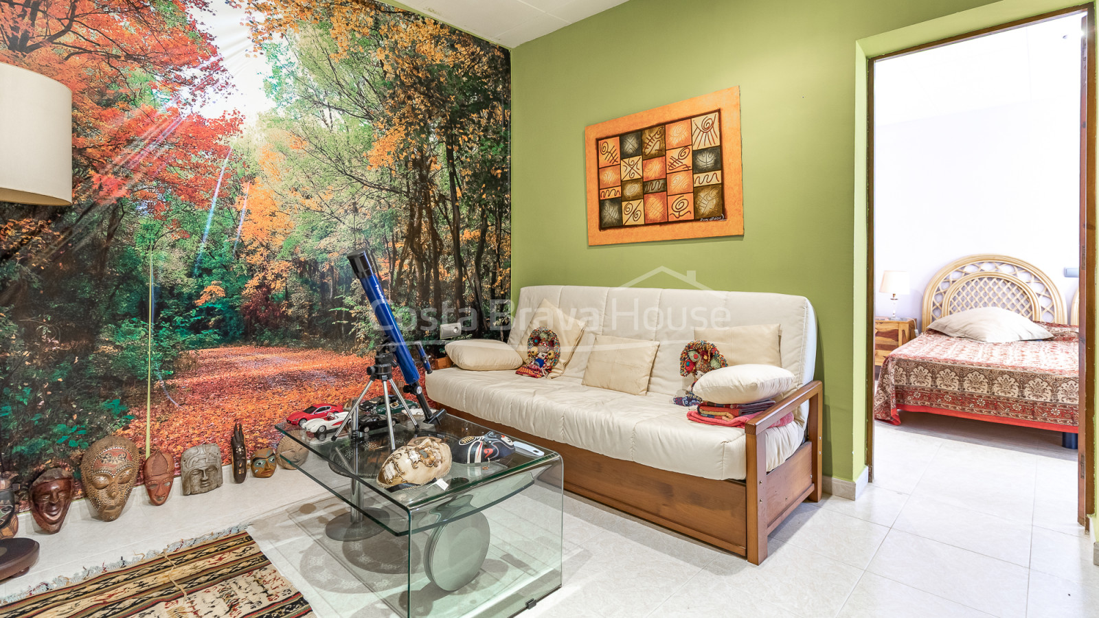 Casa en venta en Mas Tomasi con vistas despejadas, terrazas amplias y proximidad a Pals y playas