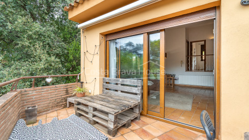 Huis met zwembad en toeristische vergunning in Begur