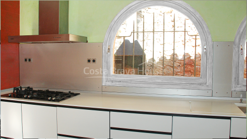 Casa de lujo con vistas al mar y piscina en venta en Aiguablava, Begur