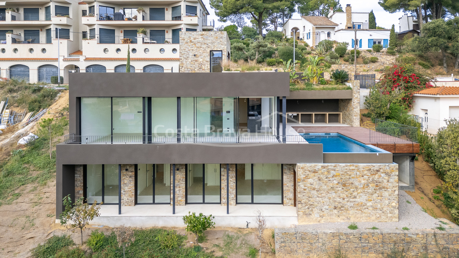 Newly built home in Begur with sea views and high-end equipment for sale