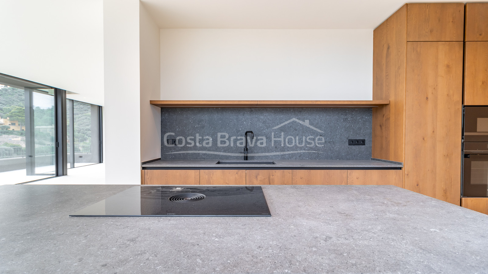 Newly built home in Begur with sea views and high-end equipment for sale