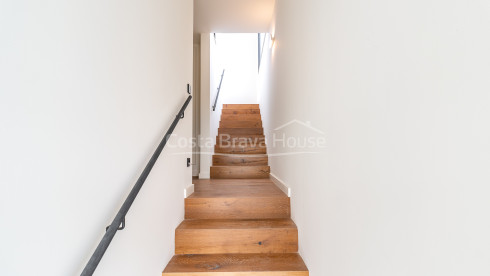 Newly built home in Begur with sea views and high-end equipment for sale