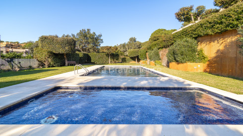 Casa con jardín privado en venta en Llafranc a 300 mtr de la playa