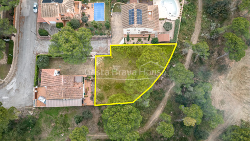 Urban plot for sale in Masos de Pals for a detached home in a residential area close to the beach