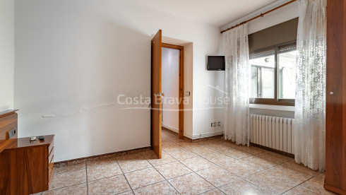 Maison de village en pierre à Palau-Sator avec patio intérieur et fort potentiel de rénovation