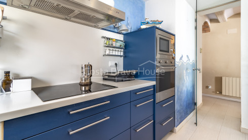 Spectaculair eerstelijns appartement aan zee met zeezicht te koop in Calella