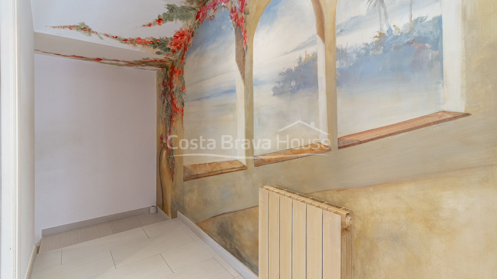 Spectacular front line sea view apartment for sale in Calella