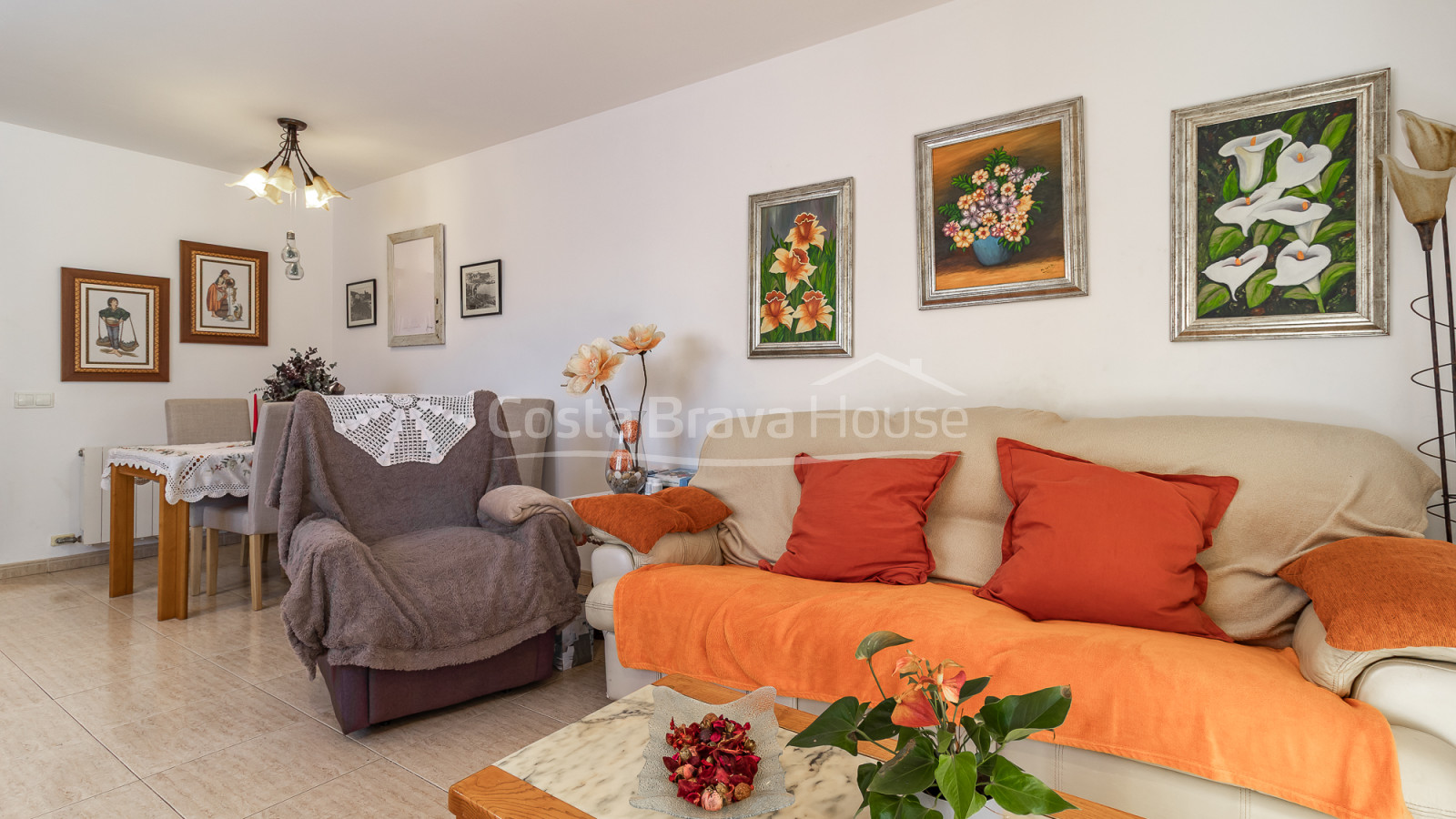 Rijtjeshuis in Palafrugell met privétuin, buitenterrassen, zolder met solarium en dubbele garage