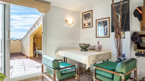 Terraced house in Palafrugell with private garden, outdoor terraces, loft with solarium and double garage