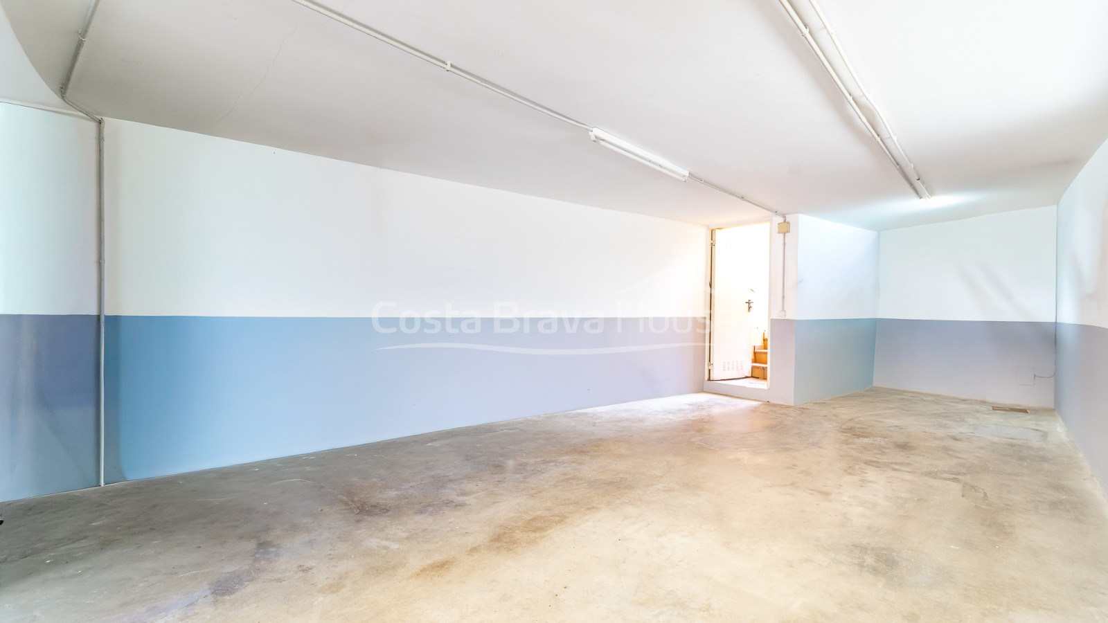 Rijtjeshuis in Palafrugell met privétuin, buitenterrassen, zolder met solarium en dubbele garage
