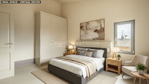 Townhouse in Palafrugell with pool and garden