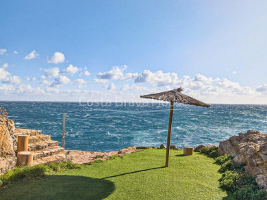 Appartement aan zee met privéterras en vier slaapkamers in Cap Sa Sal, Begur