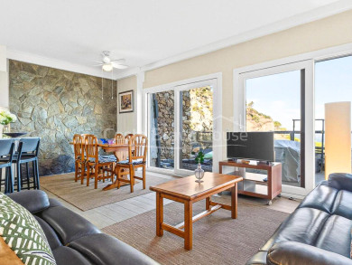 Appartement en première ligne de mer avec terrasse privée et quatre chambres à Cap Sa Sal, Begur