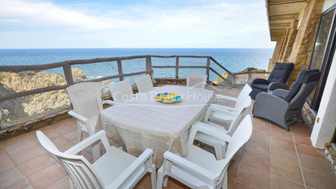 Appartement aan zee met privéterras in het complex Cap Sa Sal