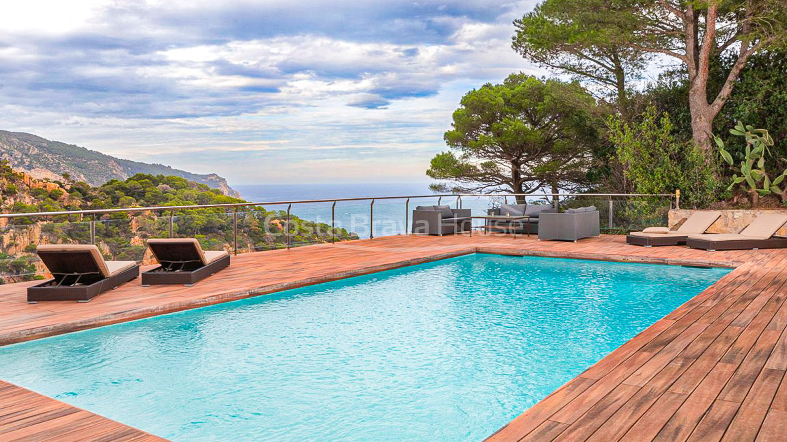Maison à Aiguablava avec piscine et terrasse avec vues panoramiques sur la mer