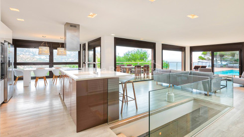 Casa en Aiguablava con piscina y terraza con vistas panorámicas al mar