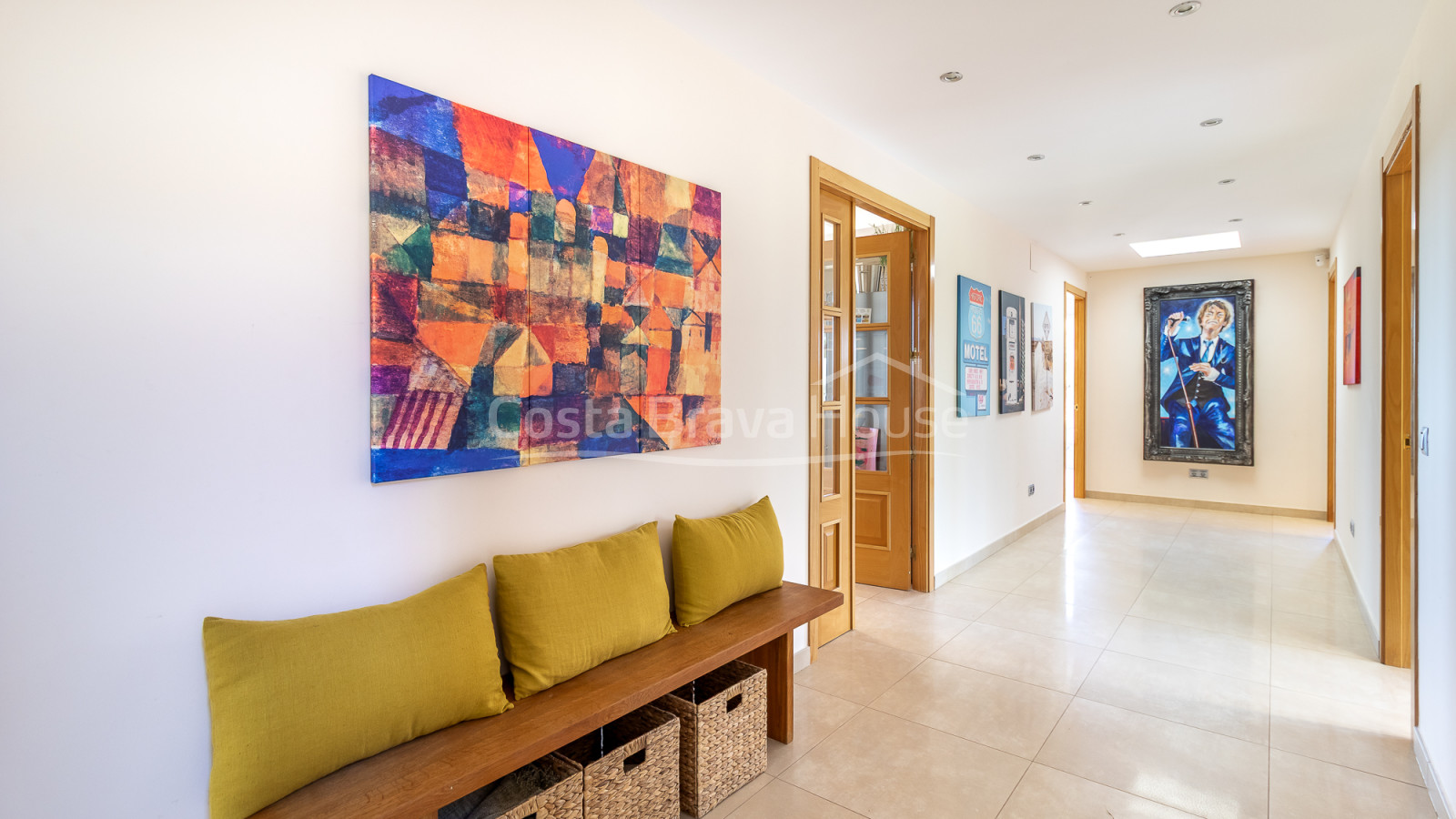 Huis te koop in Begur met privézwembad, tuin en grote zonnige terrassen