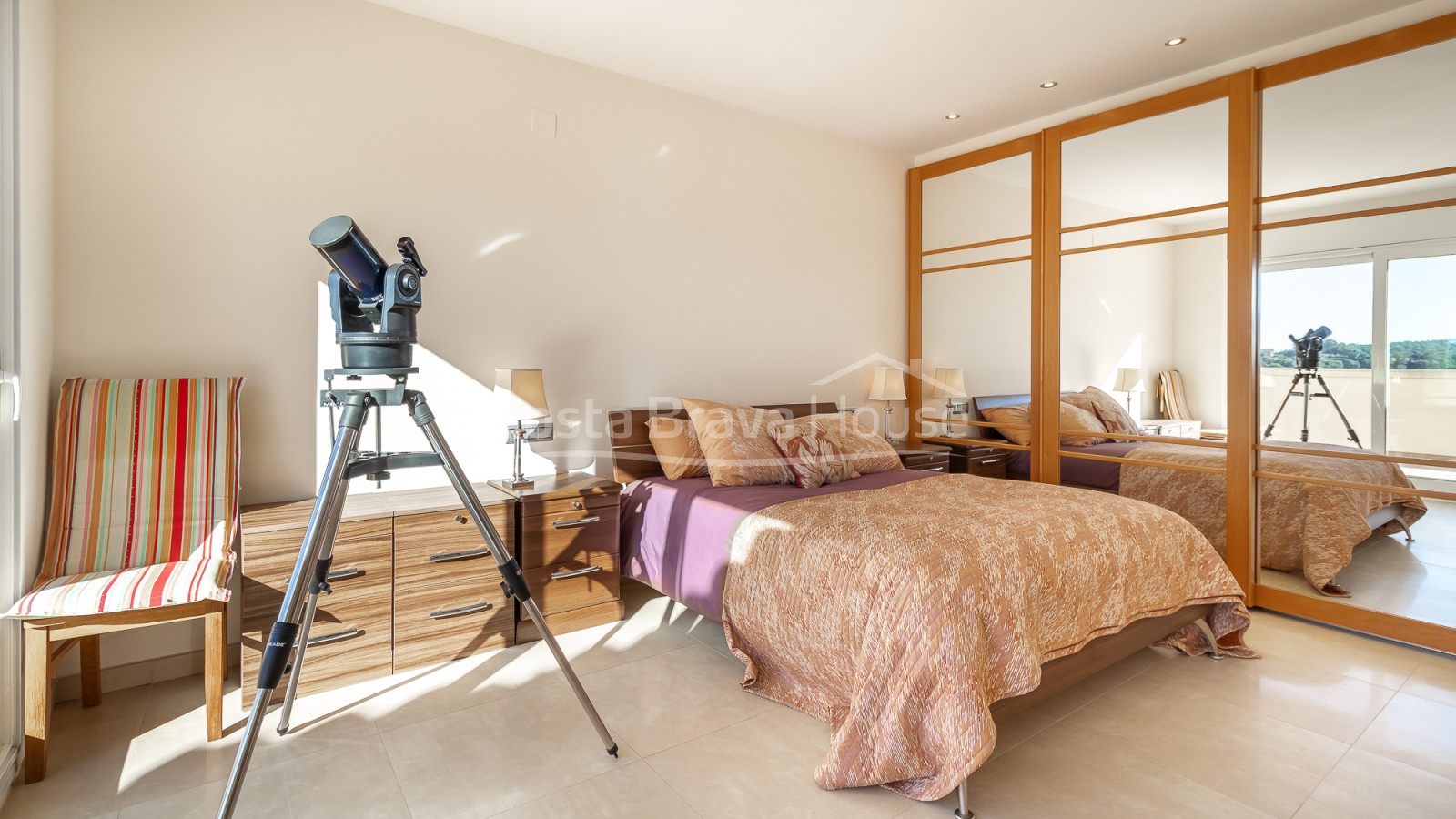 Huis te koop in Begur met privézwembad, tuin en grote zonnige terrassen