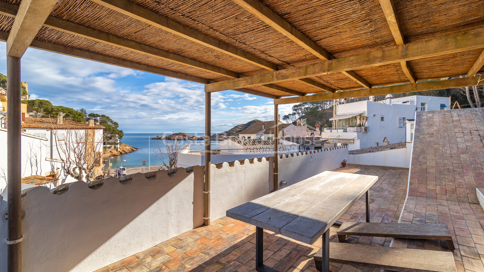 House for sale in Sa Tuna, Begur, frontline sea with terrace and garage