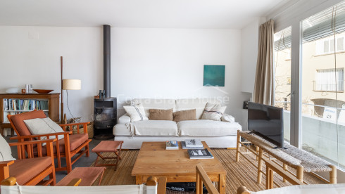 Maison à vendre à Sa Tuna, Begur, 1re ligne de mer avec terrasse et garage